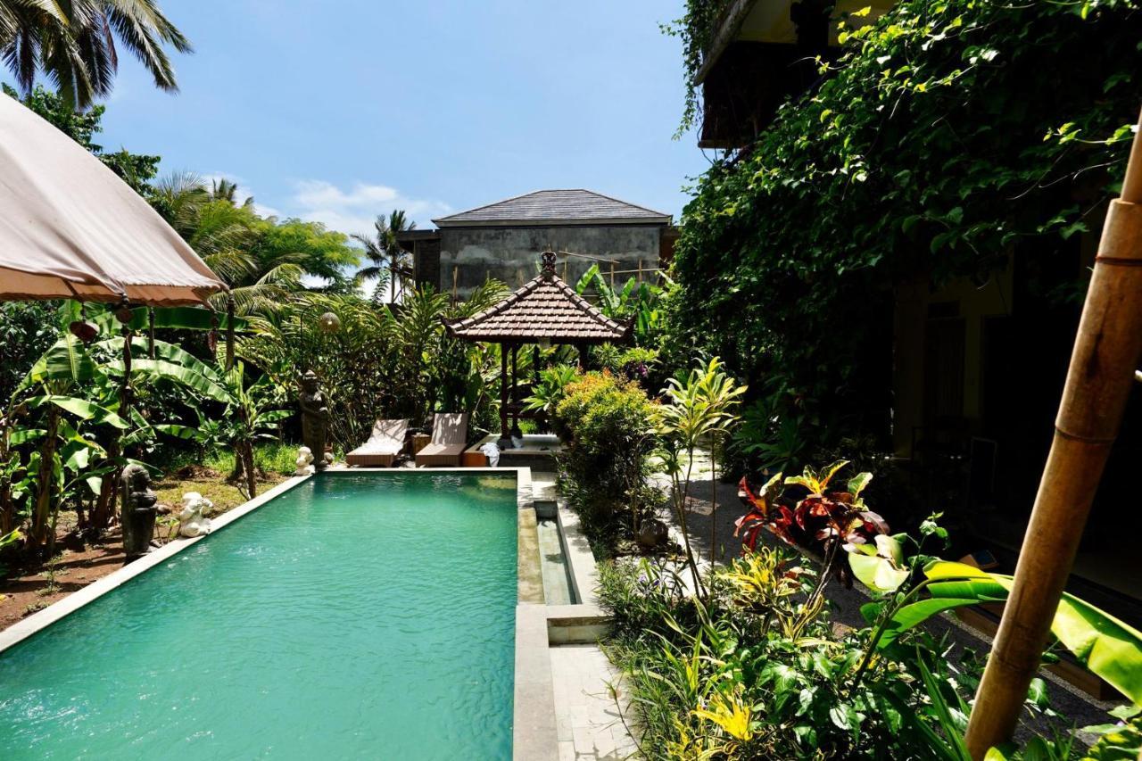 Vinayaka Ubud Hotel Exterior photo