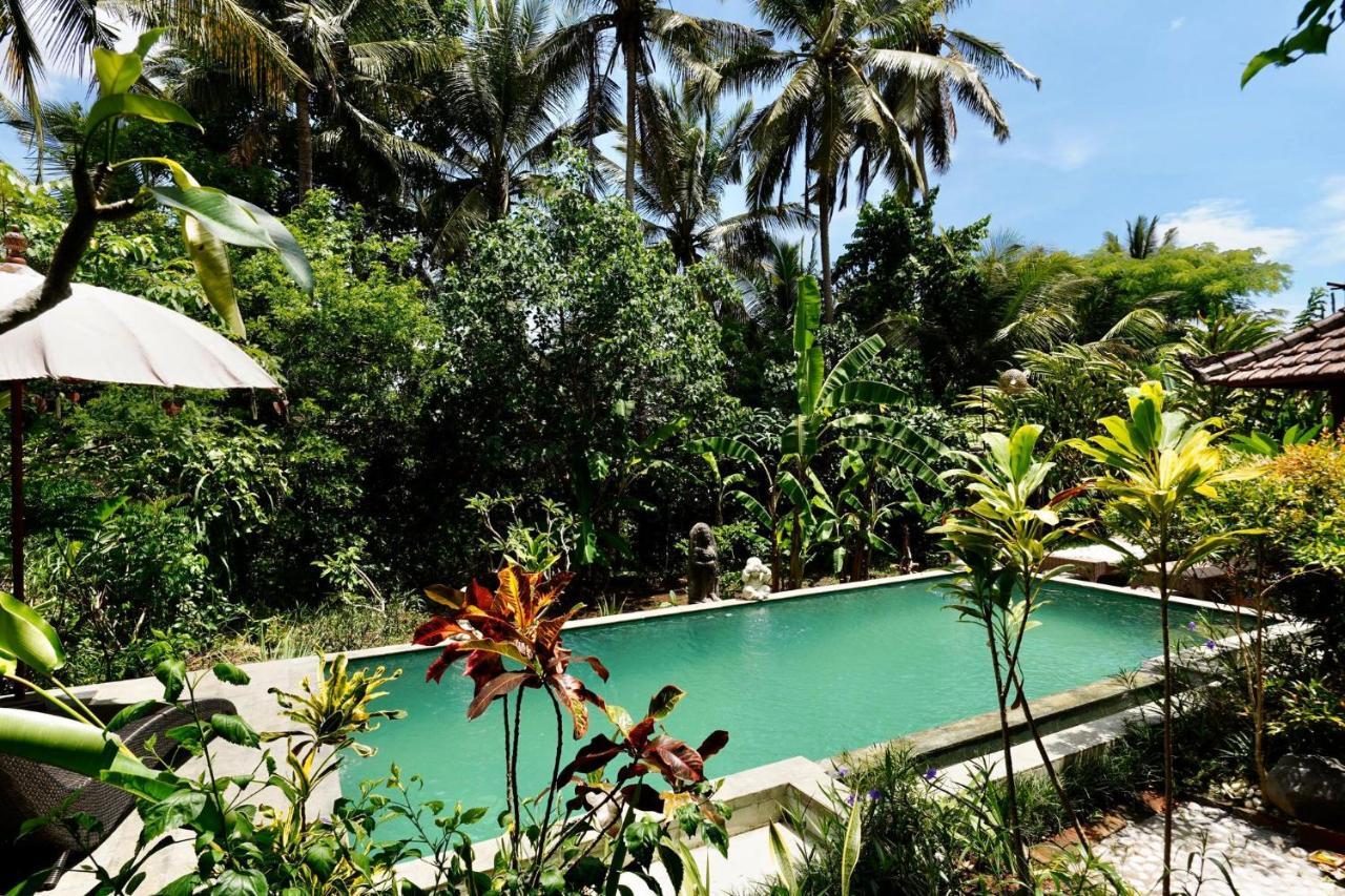 Vinayaka Ubud Hotel Exterior photo