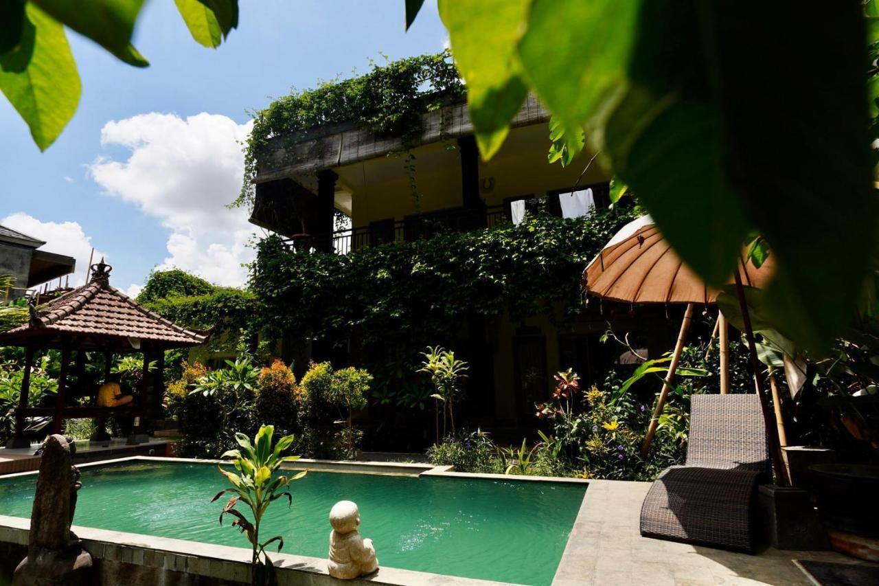 Vinayaka Ubud Hotel Exterior photo